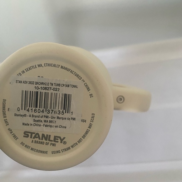 Stanley Cream Insulated Travel Mug - Picture 3 of 3